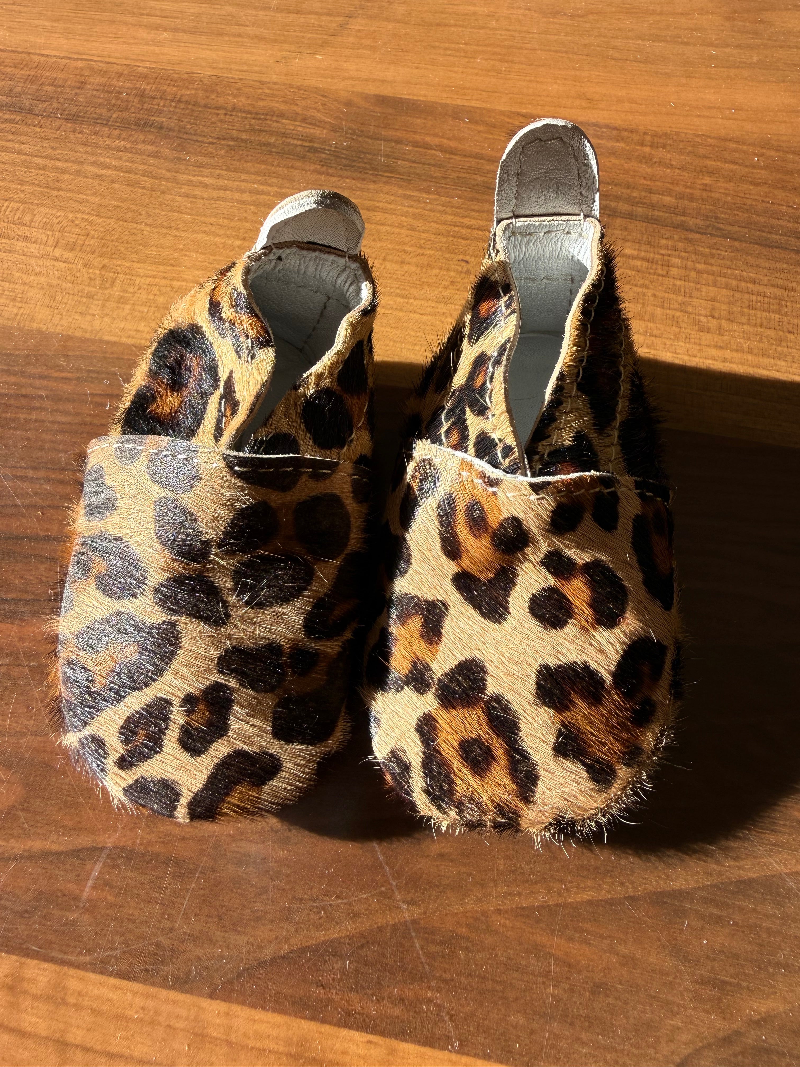 Minis babouches léopard